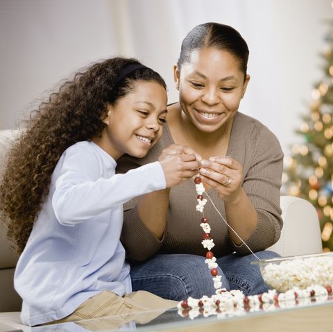 christmas activities for kids popcorn garland