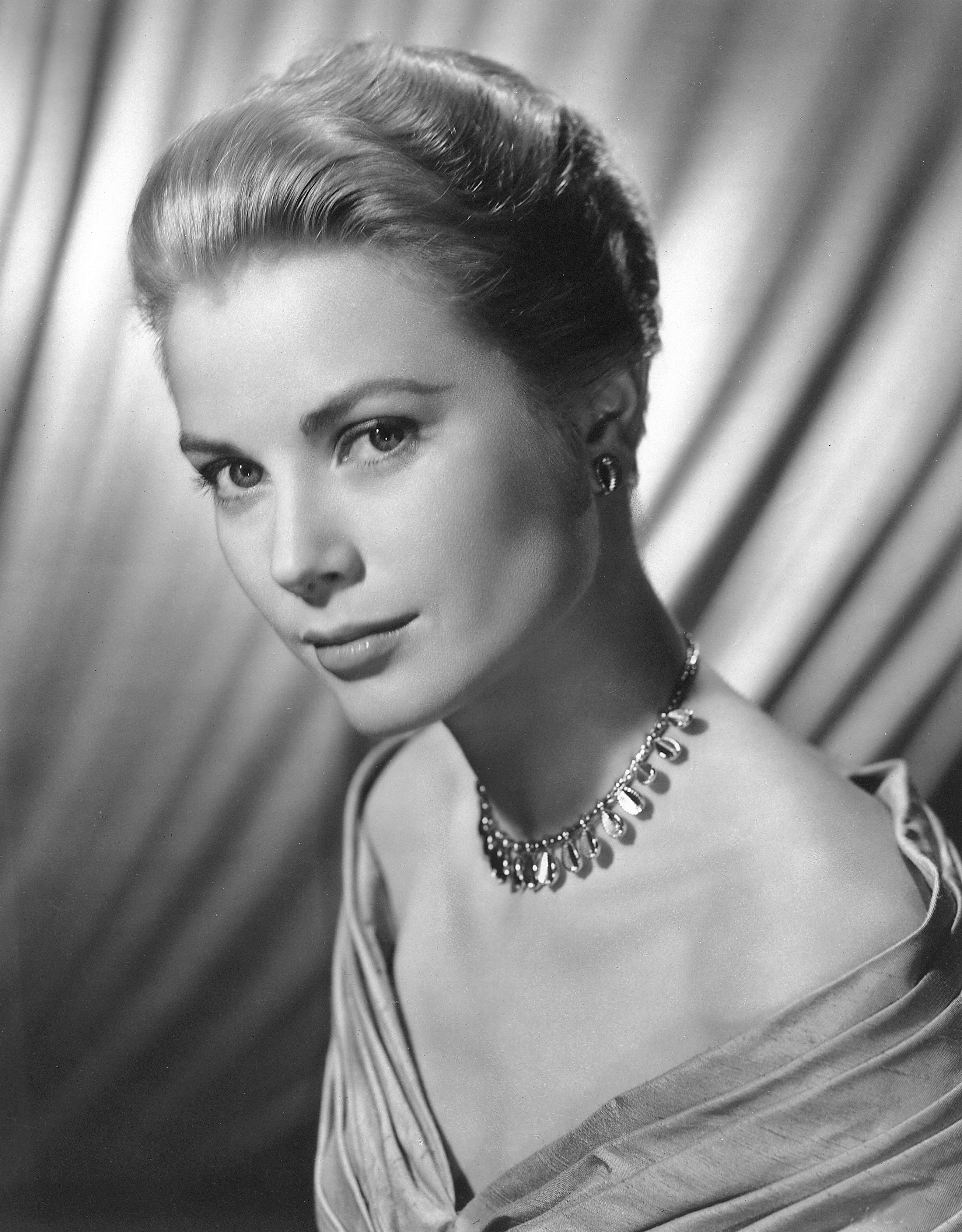 The Secret History of the Necklace Princess Grace Wore to Meet the Kennedys