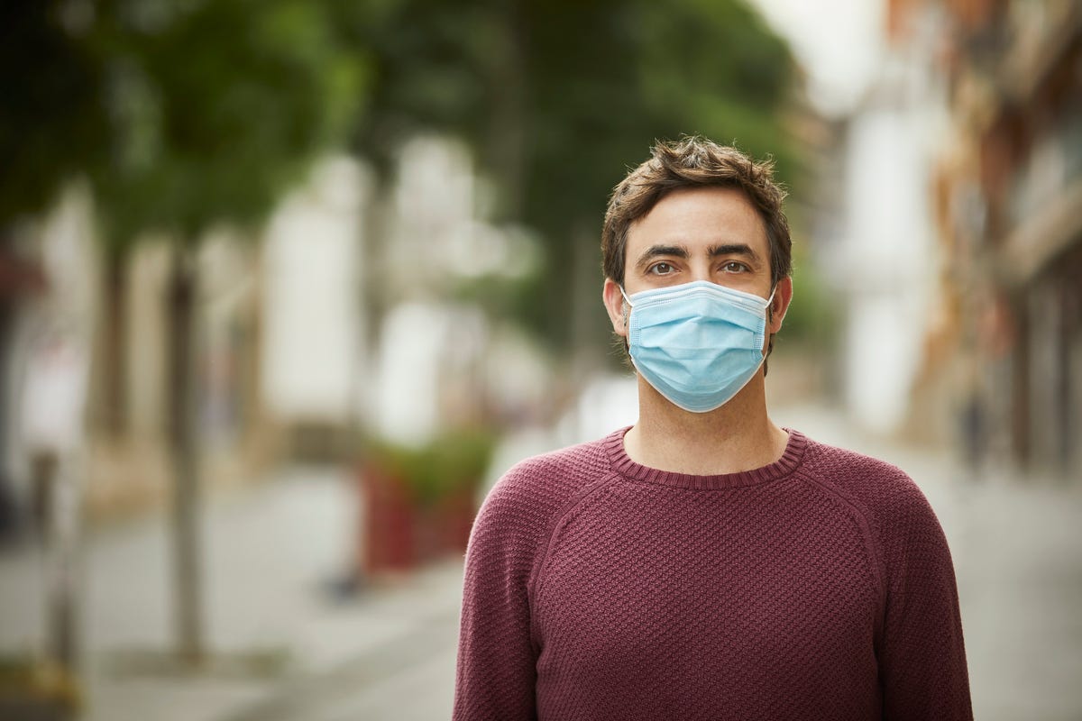 A Viral Video Shows How Effectively 4 Masks Can Stop COVID-19