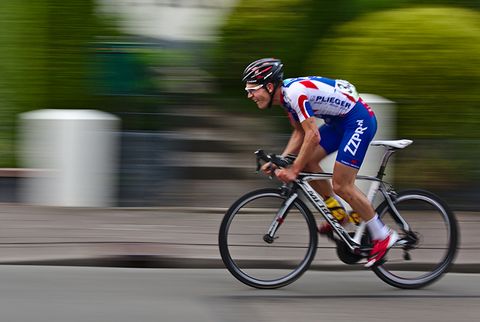 cyclist sprinting