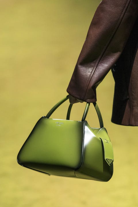 50 best bags from the AW22 catwalks – fall/winter bag trends