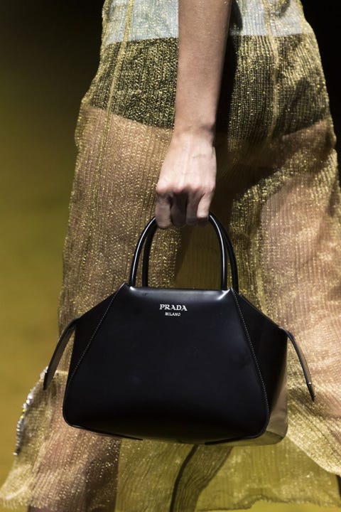 50 best bags from the AW22 catwalks – fall/winter bag trends