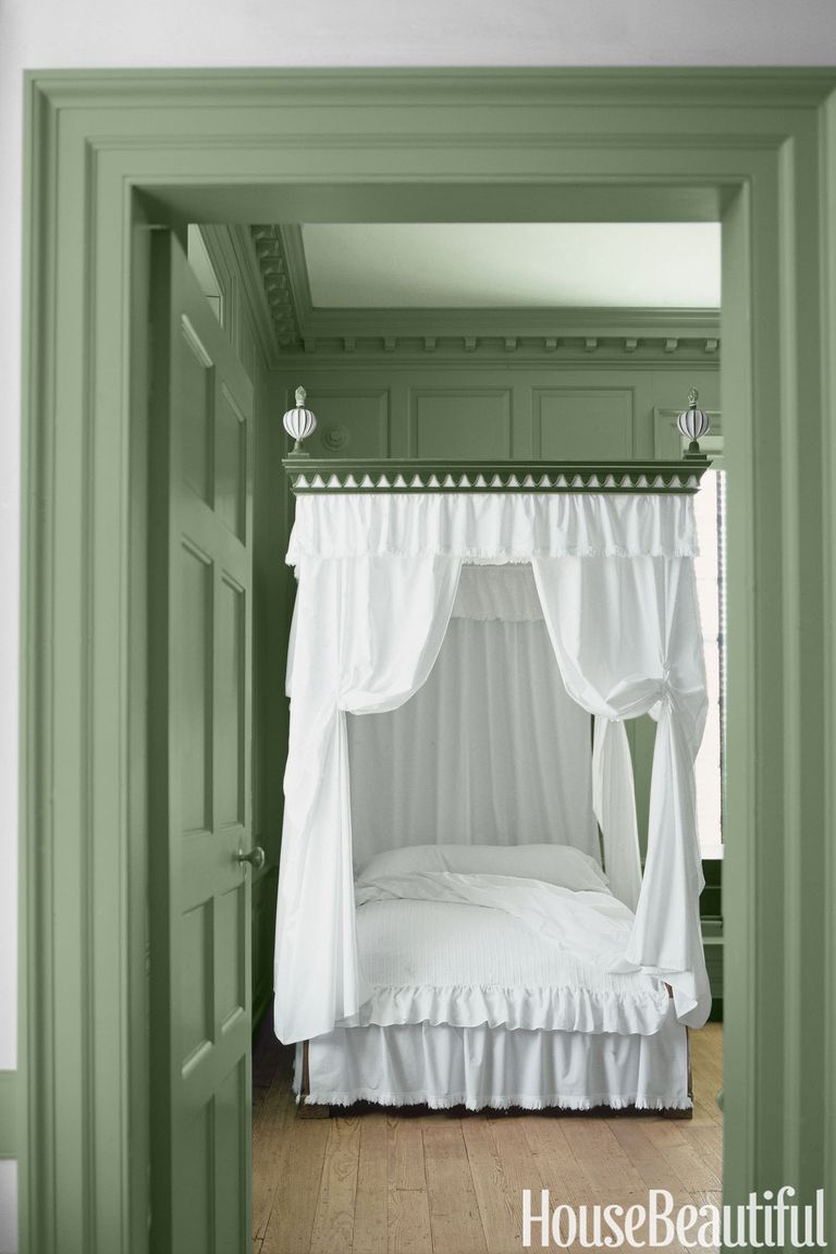 10 Sage Green Paint Colors That Bring Peace and Calm