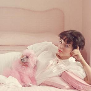 joan collins relaxes