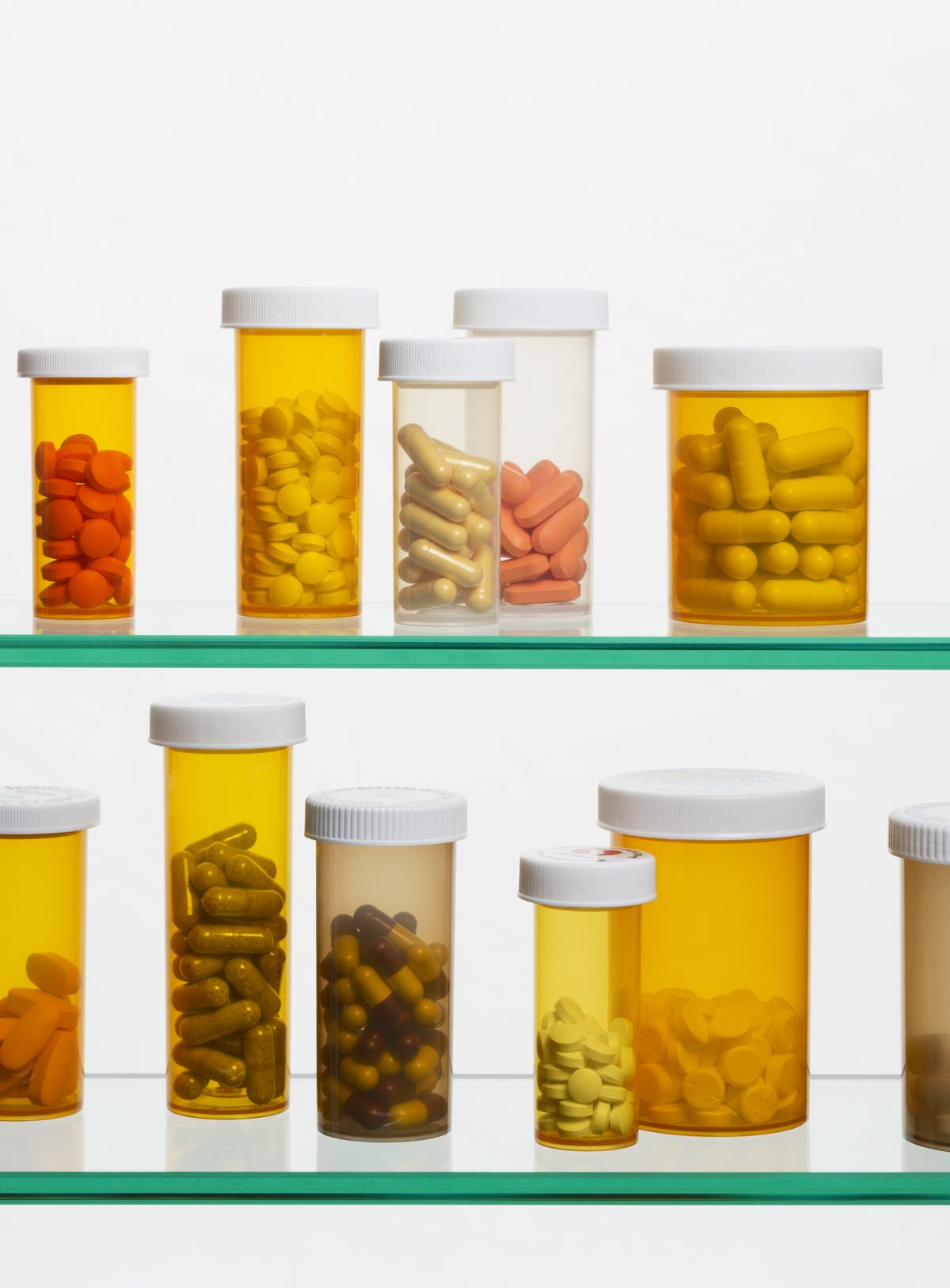 Why Hoarding Pills in Your Medicine Cabinet Is a Terrible Idea
