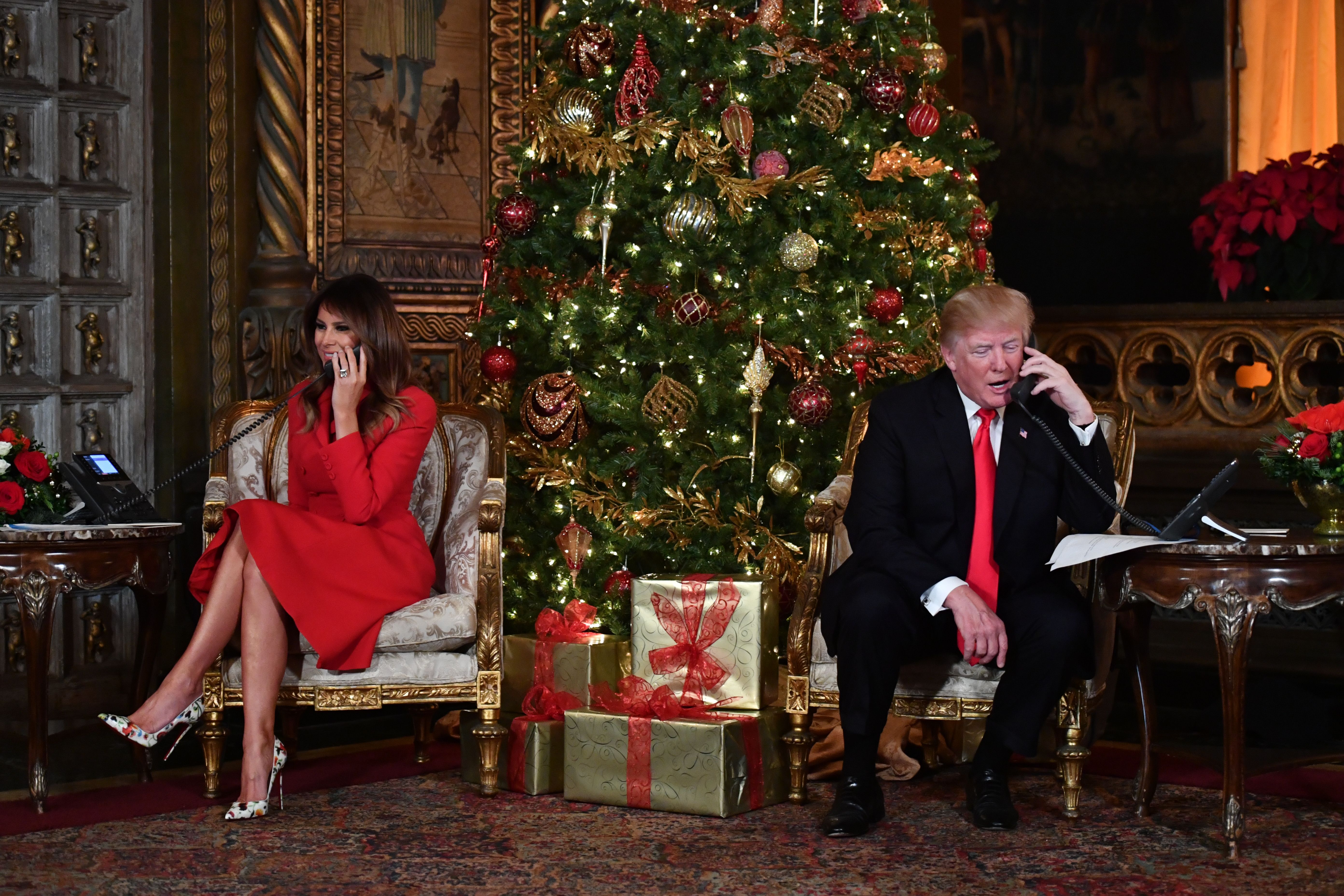 Milania Spend Christmas 2022 President Donald Trump And First Lady Melania Won't Spend Christmas At  Mar-A-Lago Due To Shutdown