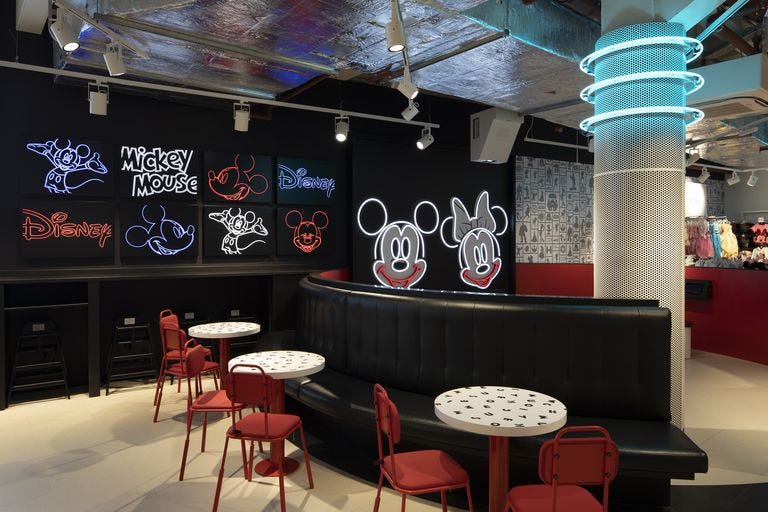 Primark cierra la cafetería Disney al encontrar un ratón