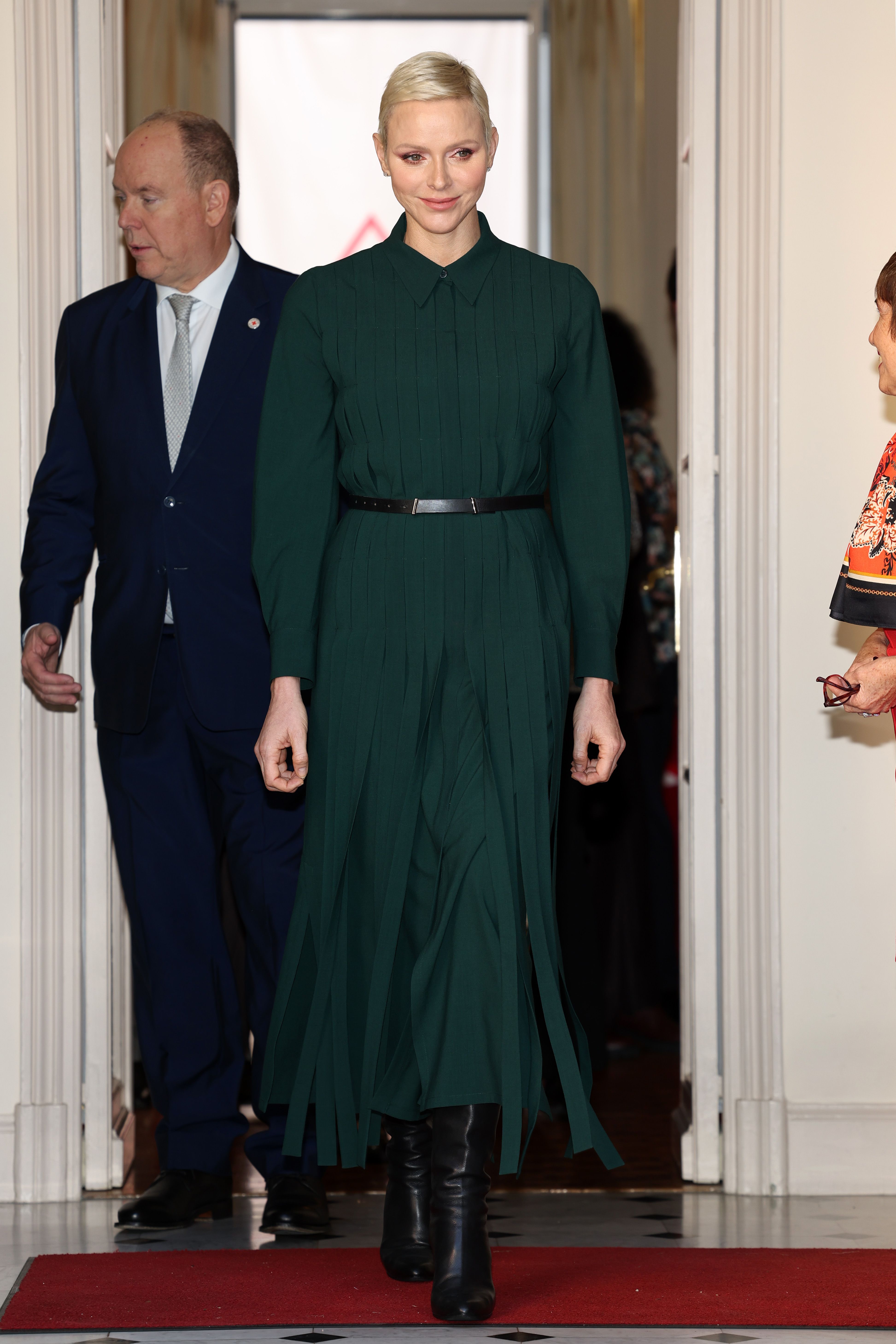 Charlène de Mónaco estrena el vestido verde que está en Zara