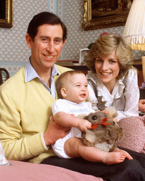 Wajah Pangeran William di foto ini rupanya juga disebut mirip dengan Pangeran Louis lho (dok. Harper's Bazaar)