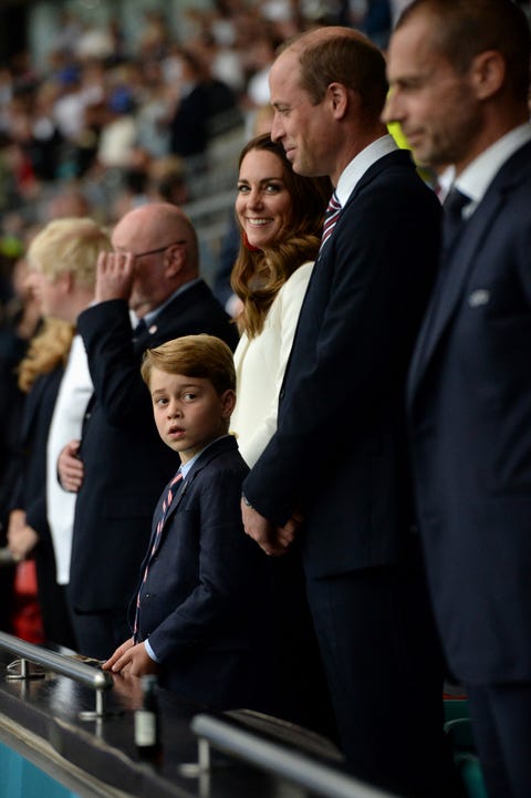 prince george with his parents at the euro 2020 final