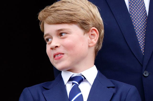 7月22日（現地時間）で、9歳の誕生日を迎えたイギリス王室のジョージ王子。王子をお祝いしようと、多くの王室メンバーがsns上で写真や特別なメッセージをシェアしました。なかでも、ある1枚の写真が王室ファンの間で大きな反響を呼んだよう。﻿注目が集まった理由とは…？