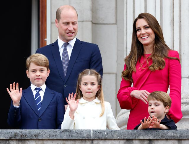 prince george, prince william, princess charlotte, prince louis and kate middleton, duchess of cambridge 