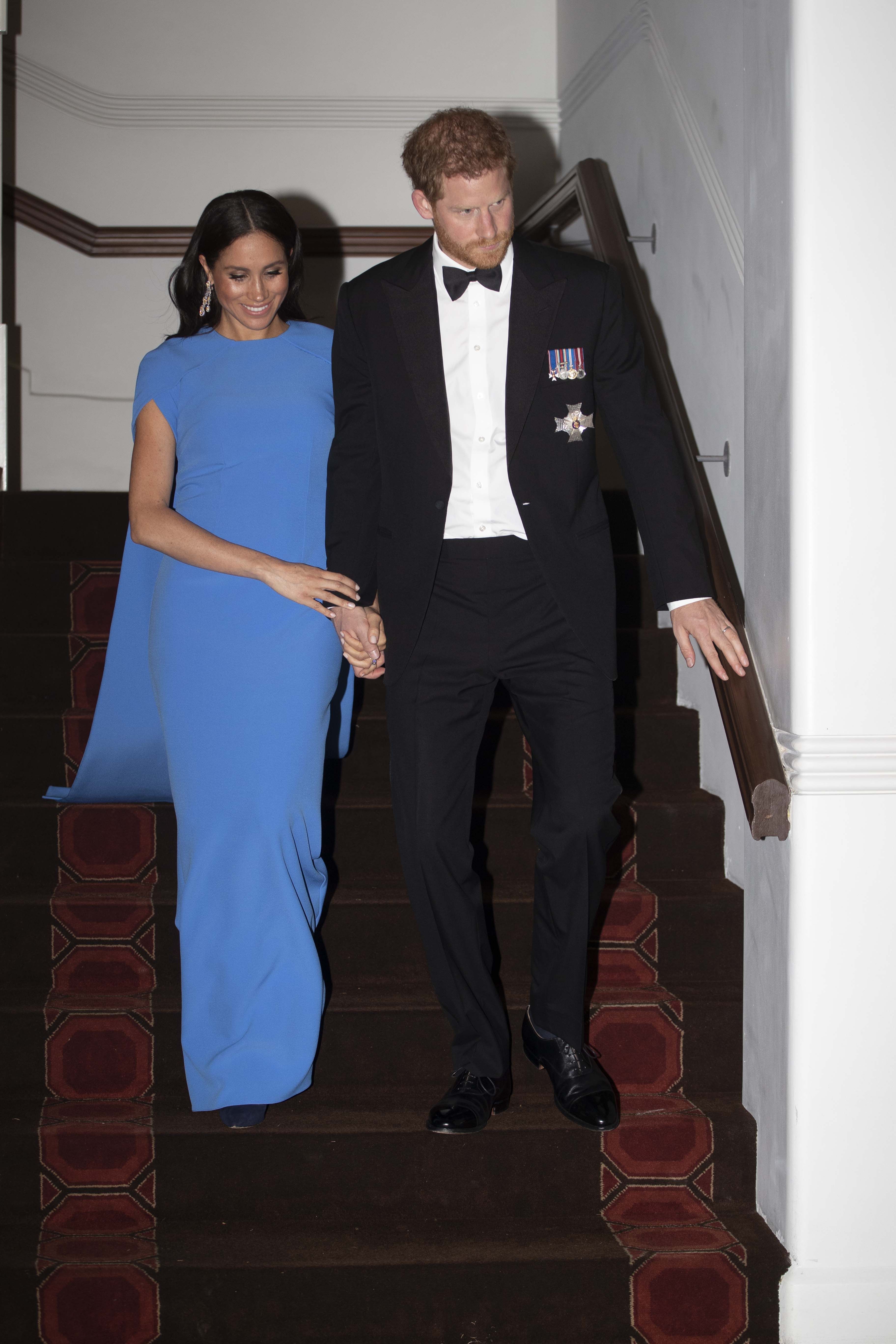 meghan markle safiyaa dress