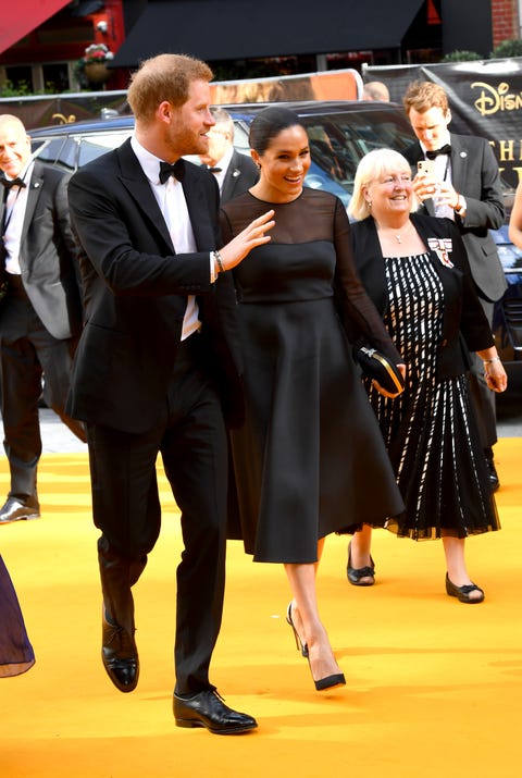 Znalezione obrazy dla zapytania harry and meghan Lion King Premiere