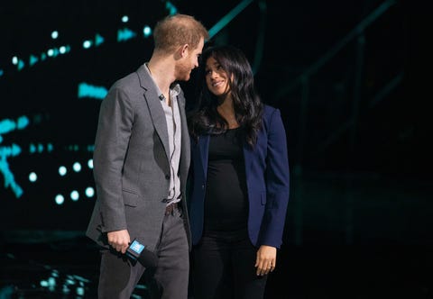 Meghan Markle Joins Prince Harry Onstage for WE Day at the SSE Arena in ...