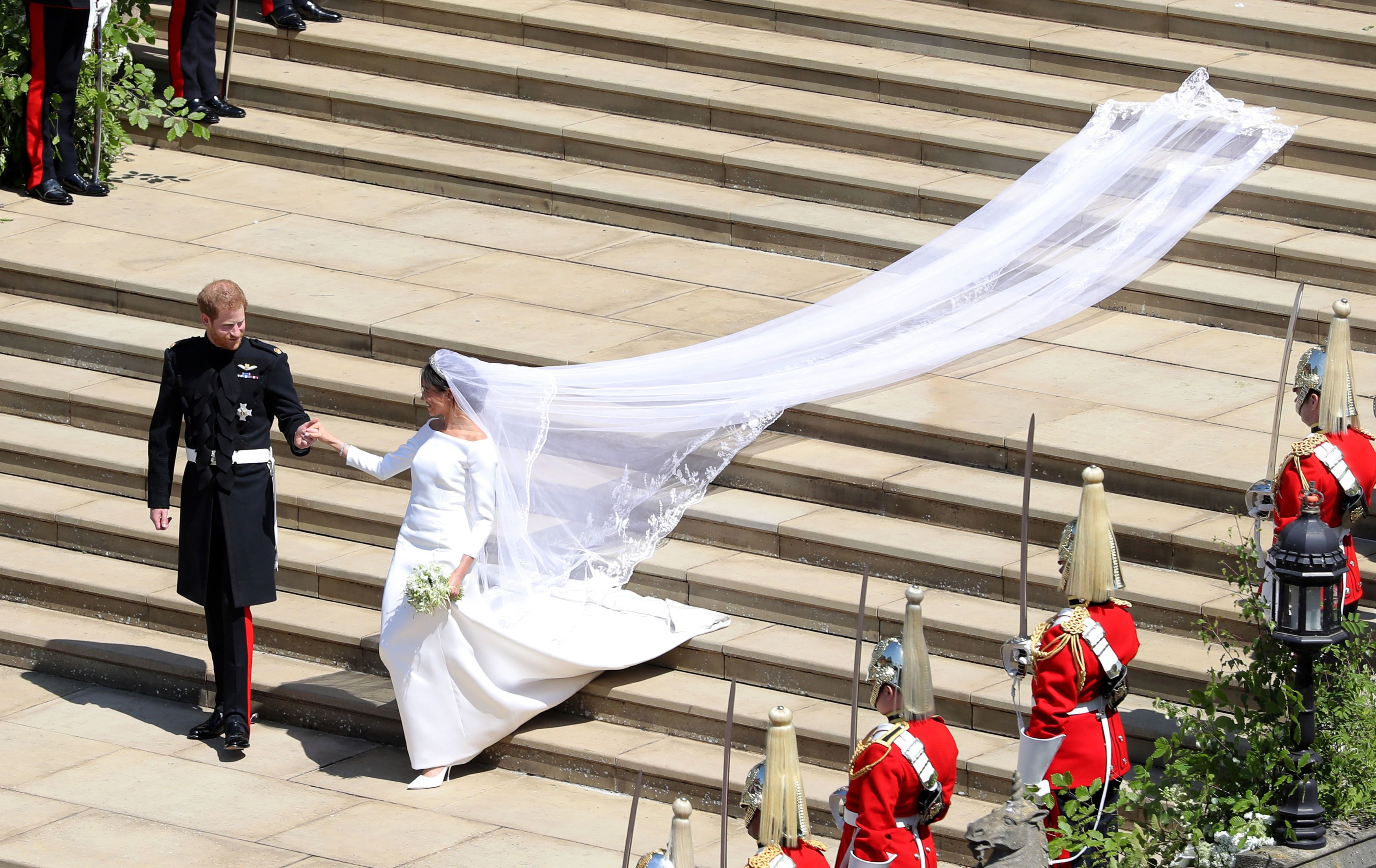 meghan markle wedding dress windsor castle