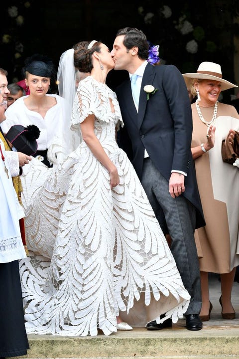 ベアトリス王女 フィアンセとともにナポレオンの子孫の結婚式に参列 ハーパーズ バザー Harper S Bazaar 公式 ベアトリス王女 フィアンセとともにナポレオンの子孫の結婚式に参列 ハーパーズ バザー Harper S Bazaar 公式