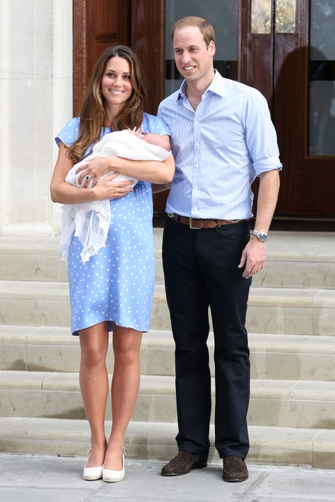 Kate Middleton on Posing Outside Lindo Wing with Newborn Babies for ...