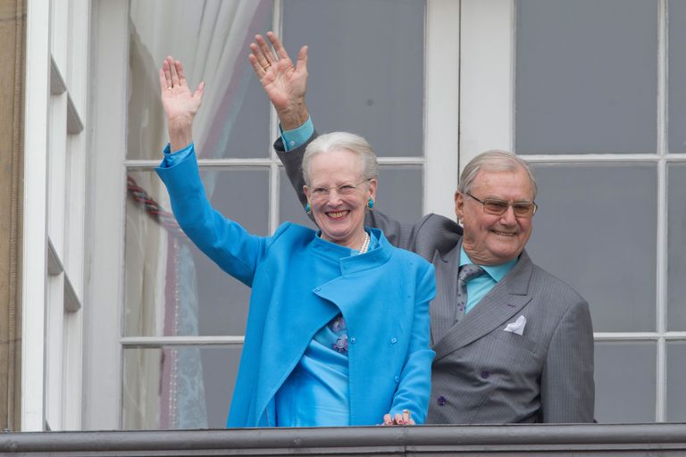 Prince Henrik Queen Margrethe Ii Of Denmarks Husband Dies At 83 8086