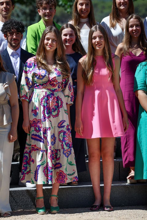 The princess and the infanta Sofía with shoes of Spanish firm the princess and infanta sofía with shoes by spanish firm