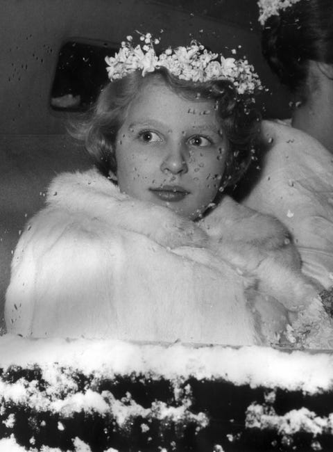 祝アン王女70歳 色鮮やかで気品あふれるロイヤルファッションを振り返り 祝アン王女70歳 色鮮やかで気品あふれるロイヤルファッションを振り返り