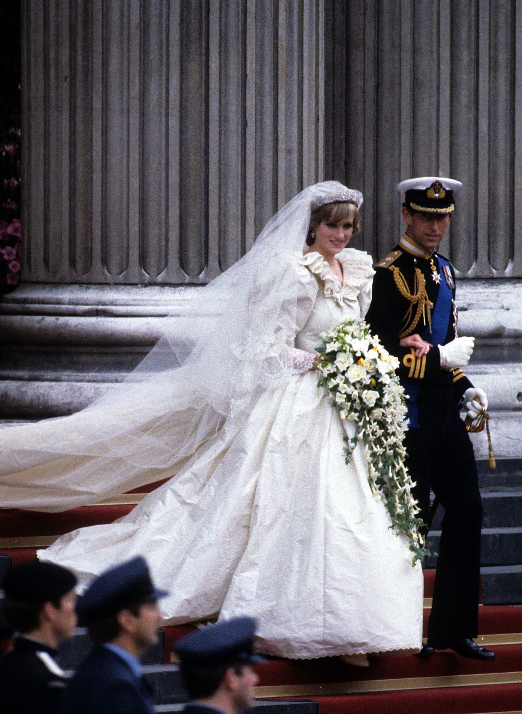 35 Iconic Royal Wedding Dresses - Best ...