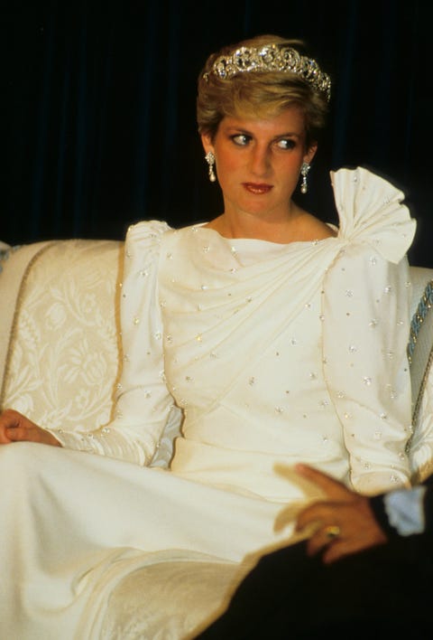 A Princess Diana Dress from her 1986 Trip to Bahrain Is Going Up for ...