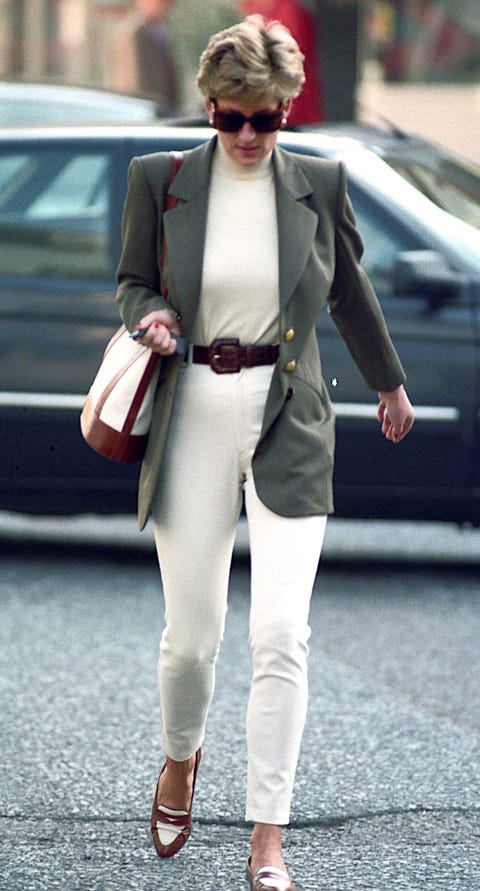 Tom Wargacki's Princess Diana Archive london, england october 15,1994 princess diana shopping in knightsbridge photo by tom wargackiwireimage