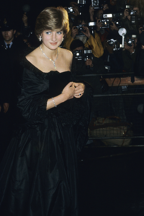 35 Princess Diana outfits before she became a royal