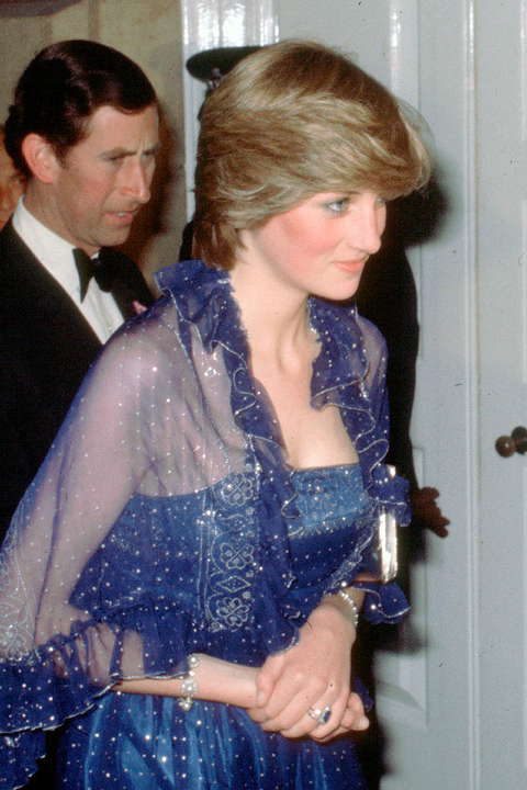 35 Princess Diana outfits before she became a royal