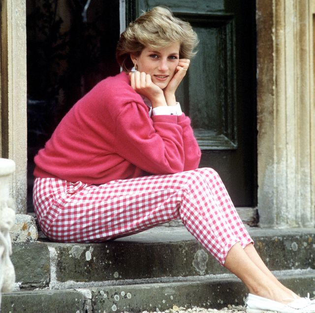 Princess Diana Best Looks | Photos of Princess Diana, Princess Diana  Outfits, Best Looks
