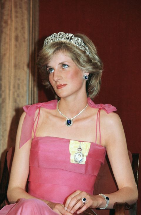 Princess Diana's 12 Most Beautiful Jewelry Pieces