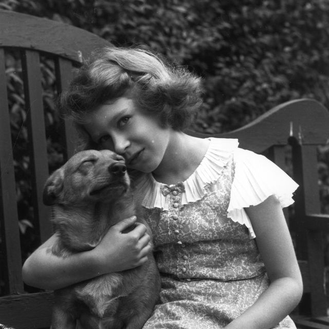 エリザベス女王　コーギー　犬　愛犬　ペット