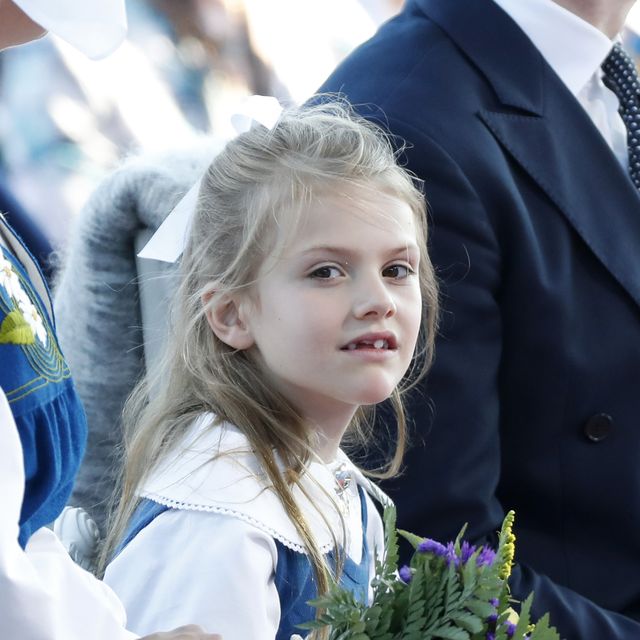 ロイヤルキッズ 祝9歳 スウェーデン王室の 未来の女王 エステル王女を知るモーメント15
