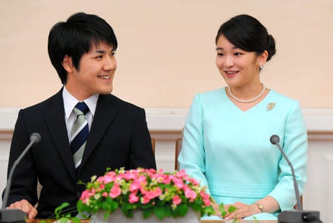 Mako dating