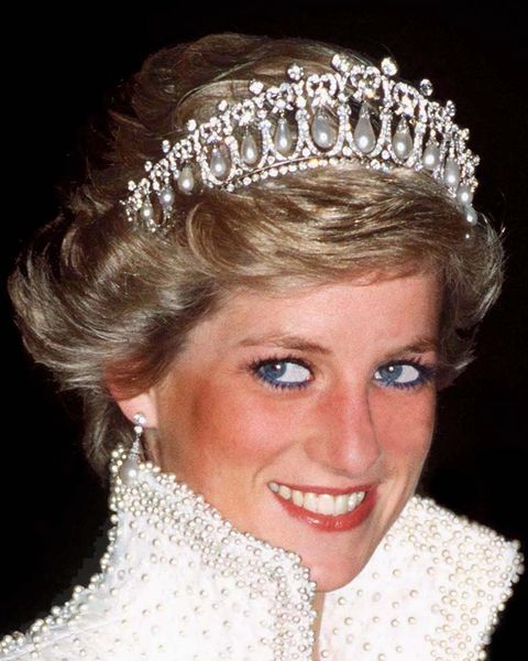 30 Best Royal Hairstyles Of All Time - Photos