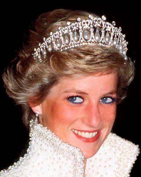 30 Best Royal Hairstyles Of All Time - Photos 30 Best Royal Hairstyles Of All Time - Photos