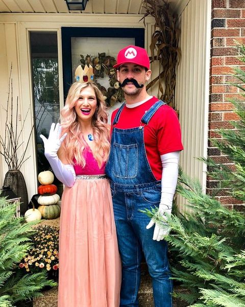 60 Best Couples Halloween Costumes Halloween Costumes For Couples