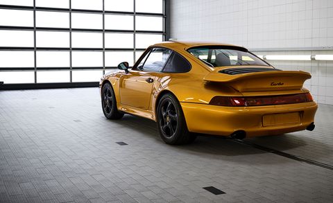 Porsche 911 Turbo S Project Gold
