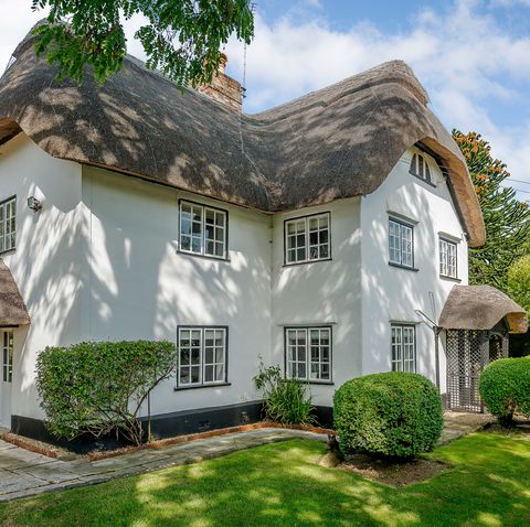 Goldilocks And The Three Bears Cottage For Sale In Dorset