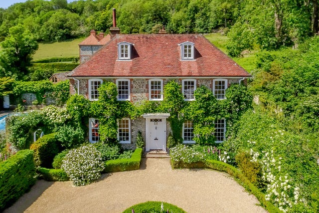 Grade II Listed House With Swimming Pool For Sale in East Sussex