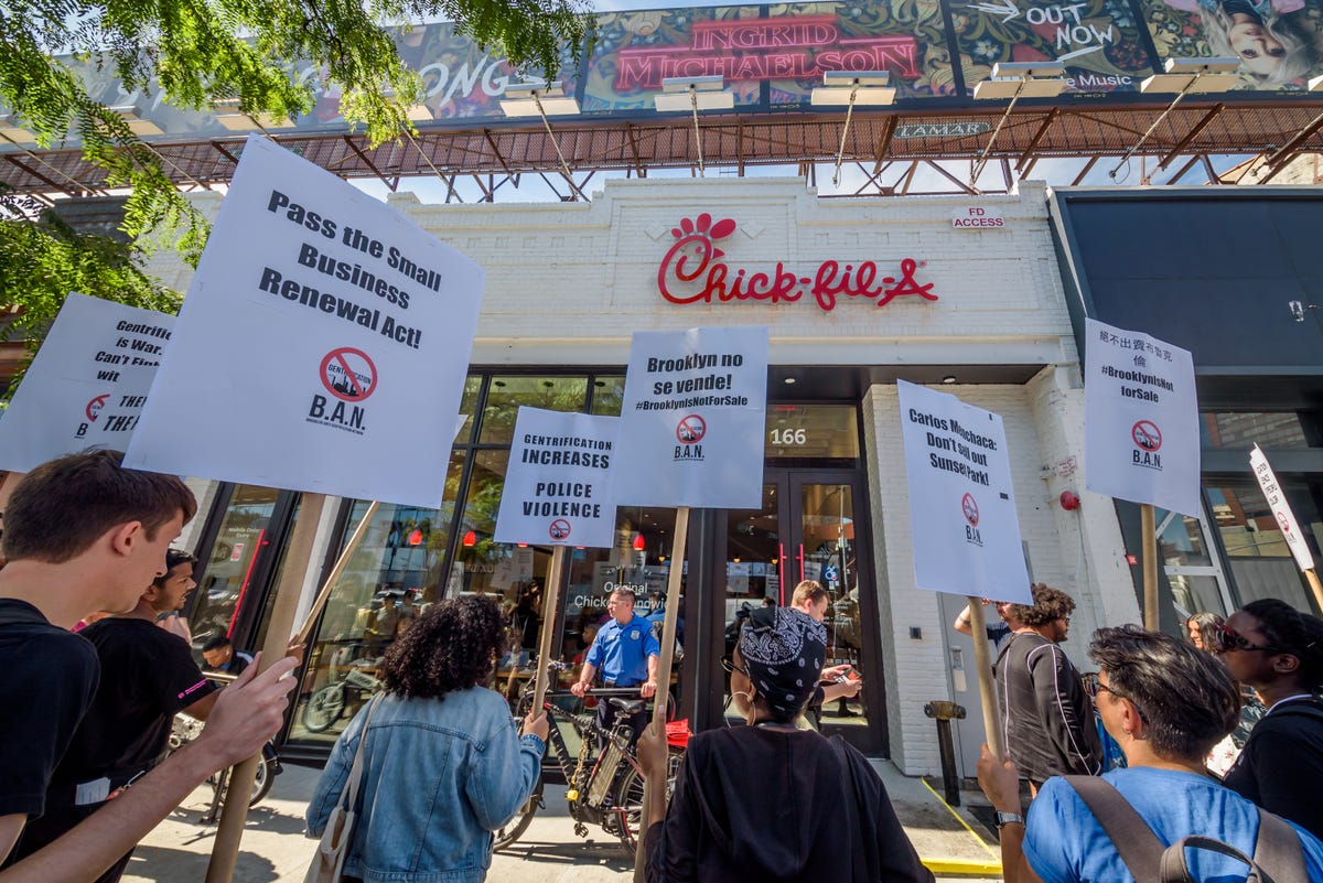 First Uk Chick Fil A Location Will Be Closed Due To Protests