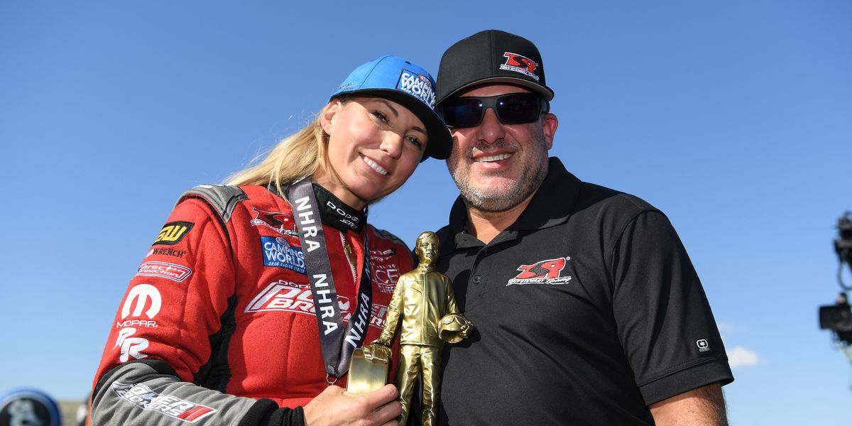 Leah Pruett Scores First Win for Tony Stewart Racing