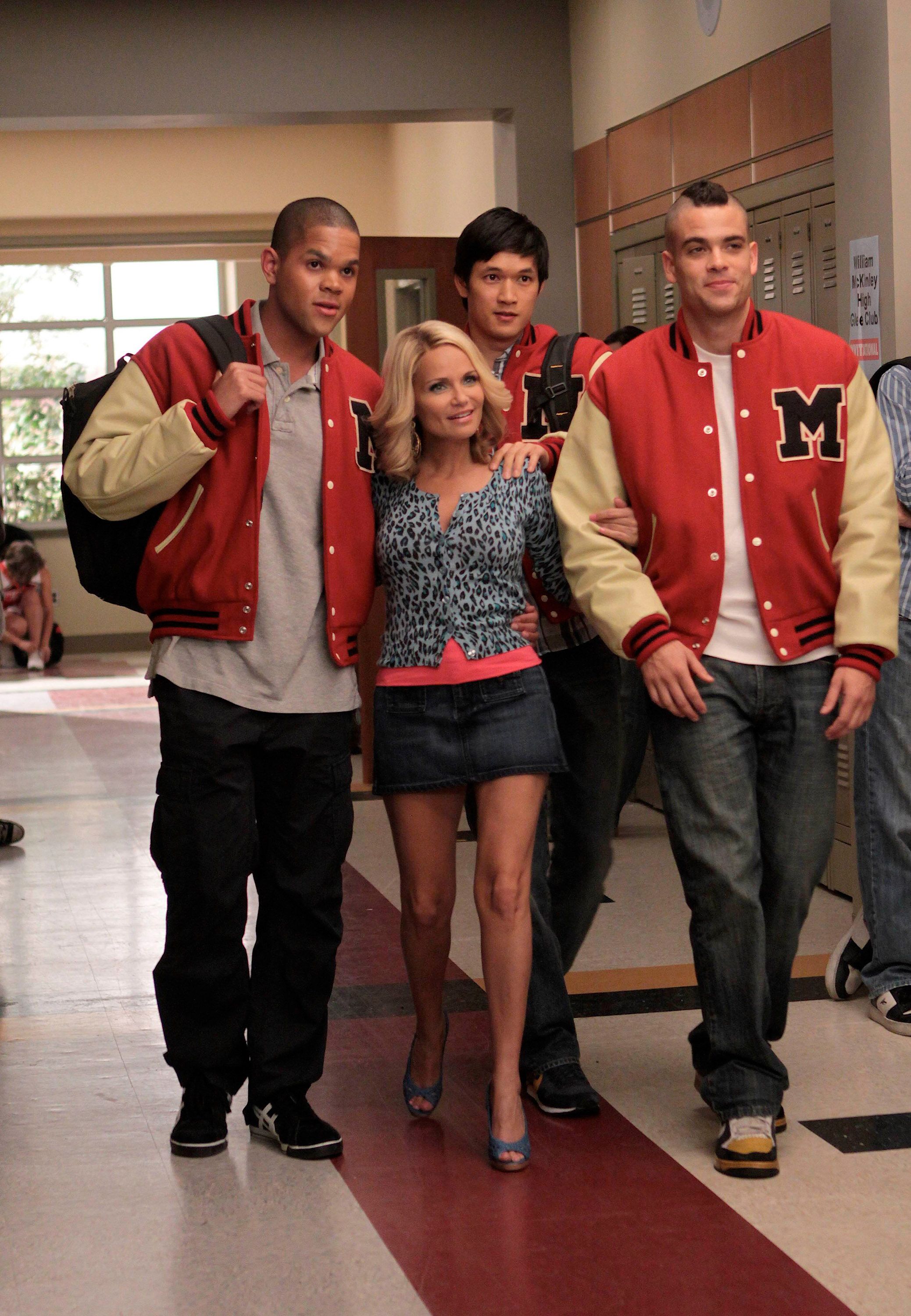 40 من أعضاء فريق Glee وضيوف النجوم الذين نسيت أمرهم حياة