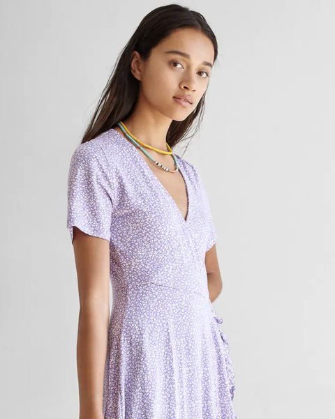 Pull & Bear tiene vestido lila más barato del verano