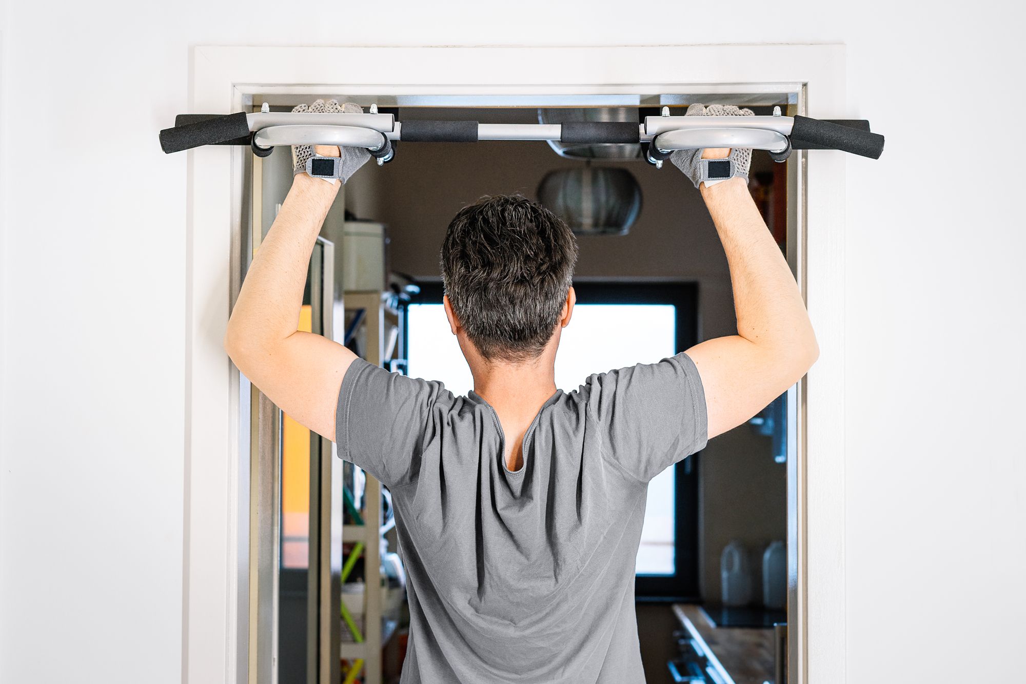 Pull up Bar for Doorway Black Door Pull Up Bar Chin Up Bar High Density Foam Grip Strength Training Pull-up Bars Iron Gym/Home Workout Equipment for Men,Easy-to-Install Exercise/Workout Bar