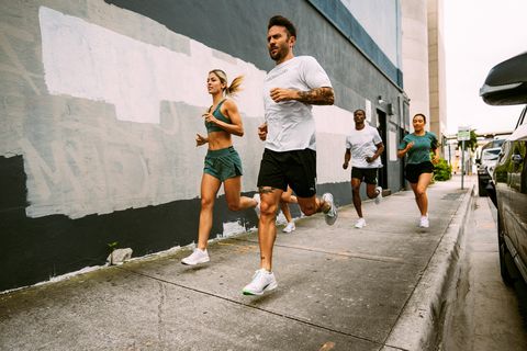 puma group of people running