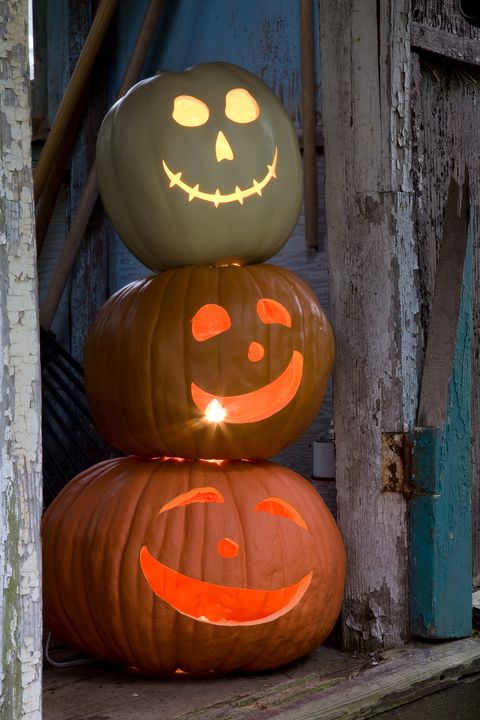 pumpkin carving ideas smiling pumpkins