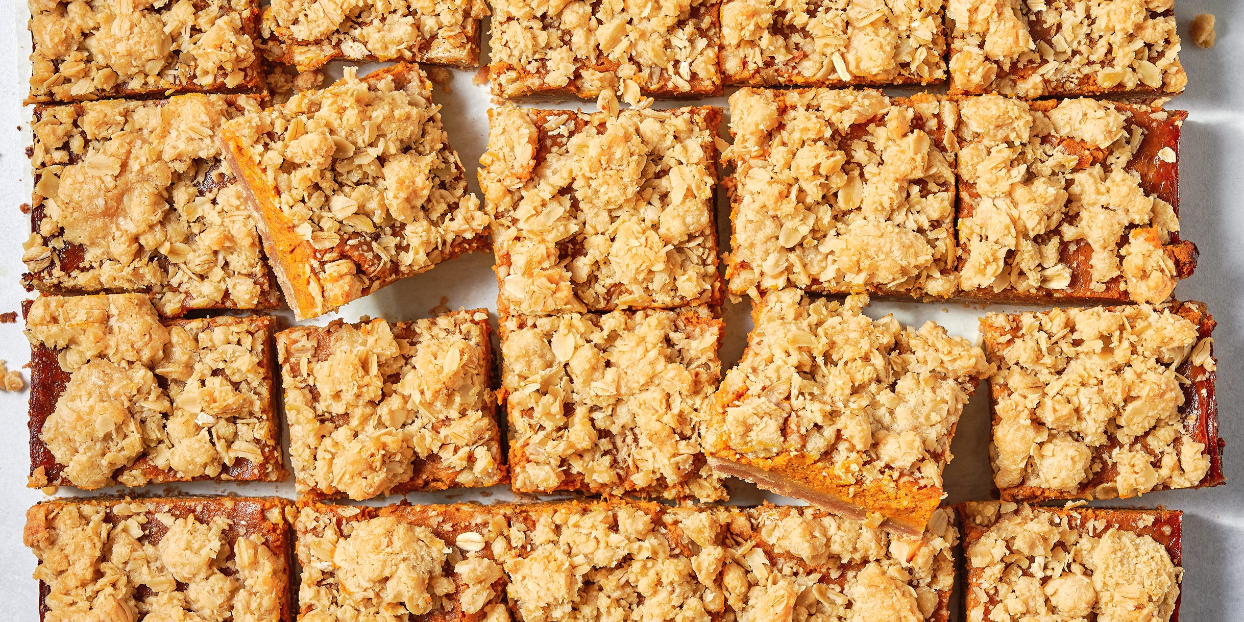 These Pumpkin Oat Bars Let You Have Dessert For Breakfast