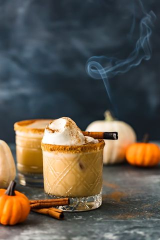 pumpkin spice halloween cocktail